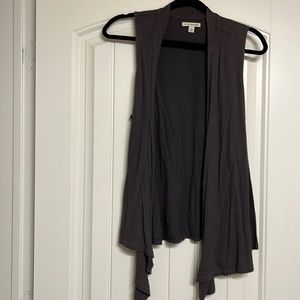 Charcoal vest 💗BUNDLE TO SAVE 💗